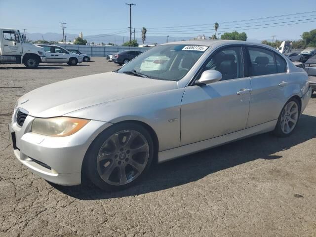 BMW 330i