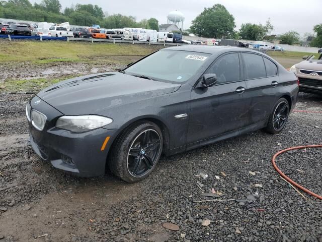 BMW 550i