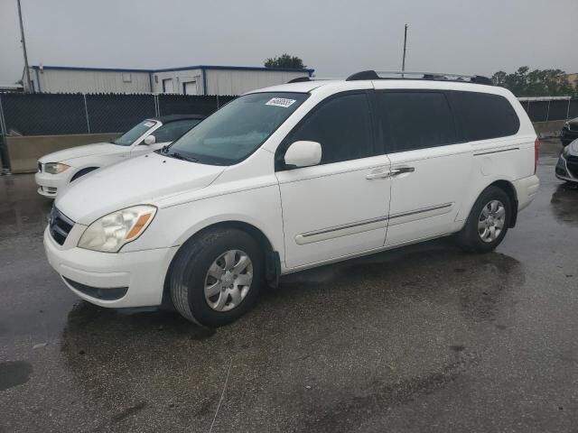 2008 HYUNDAI Entourage