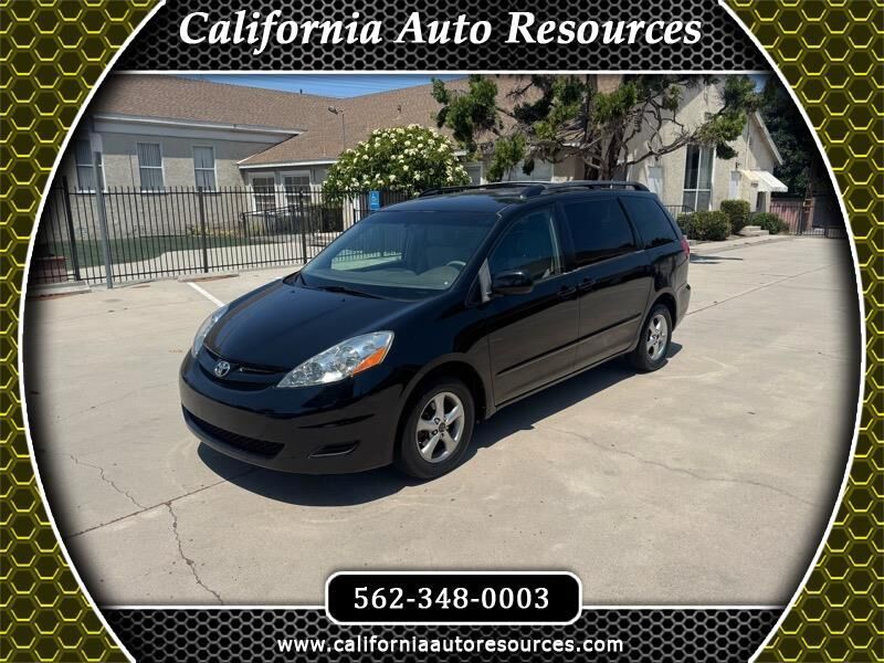 2008 TOYOTA Sienna