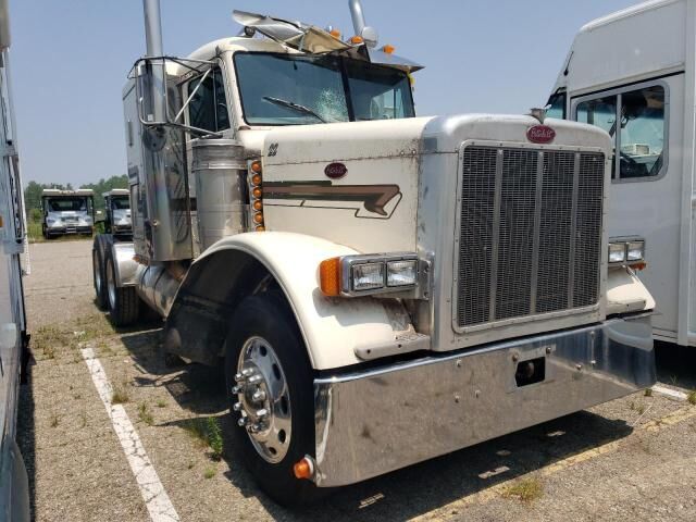 2005 PETERBILT 379 - License Plate