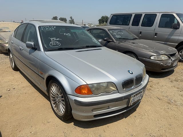 BMW 330i