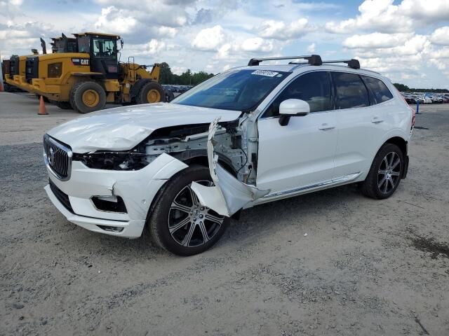2021 VOLVO XC60