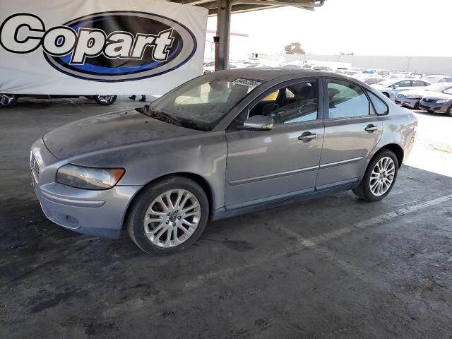 Volvo S40