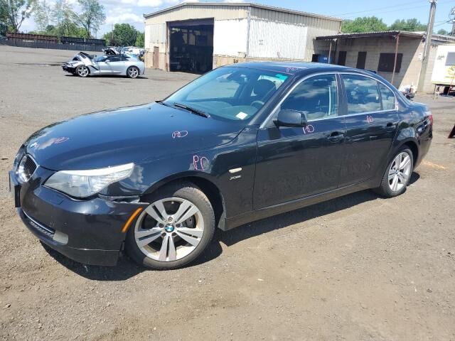 BMW 528i