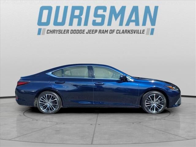 2022 Lexus ES