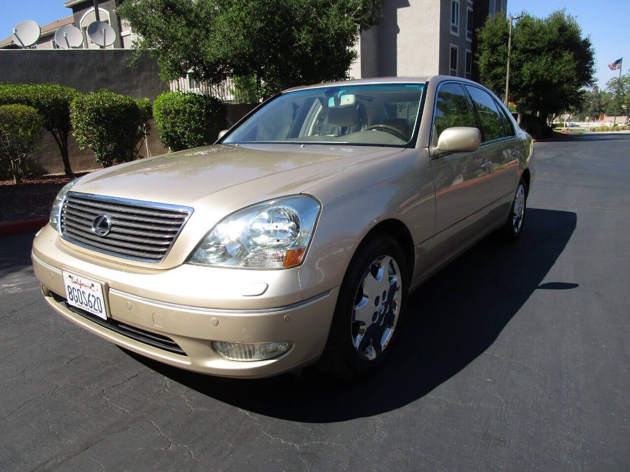 Lexus LS