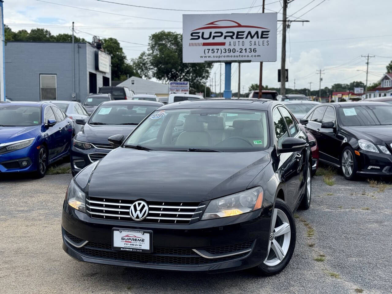 2012 VOLKSWAGEN Passat