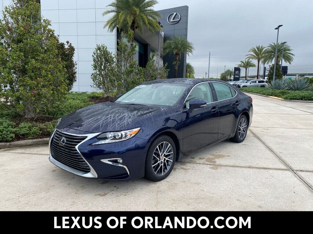 Lexus ES