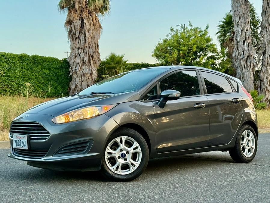 2015 FORD Fiesta