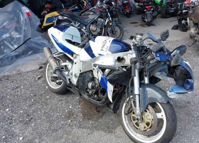 Suzuki GSX-R750