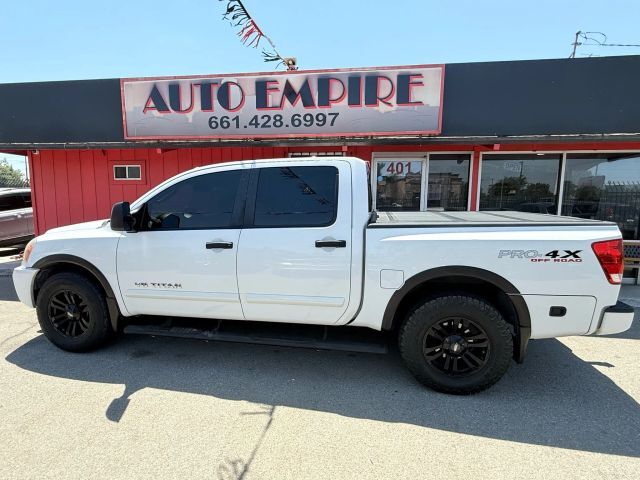 Nissan Titan