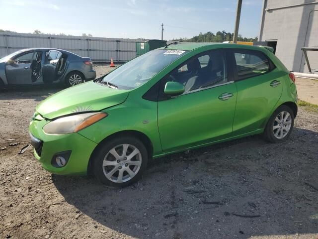 2011 MAZDA Mazda2