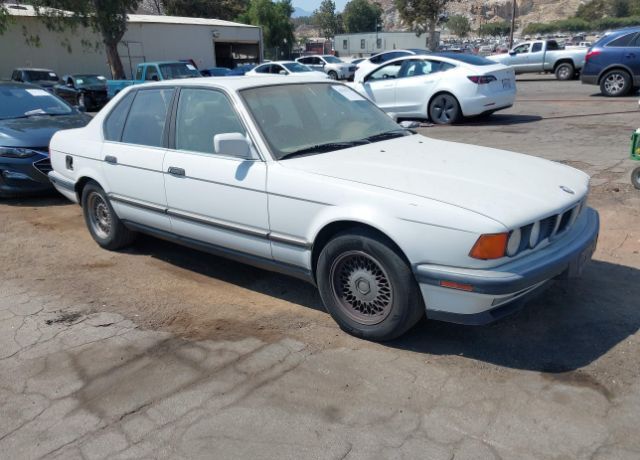 BMW 740i