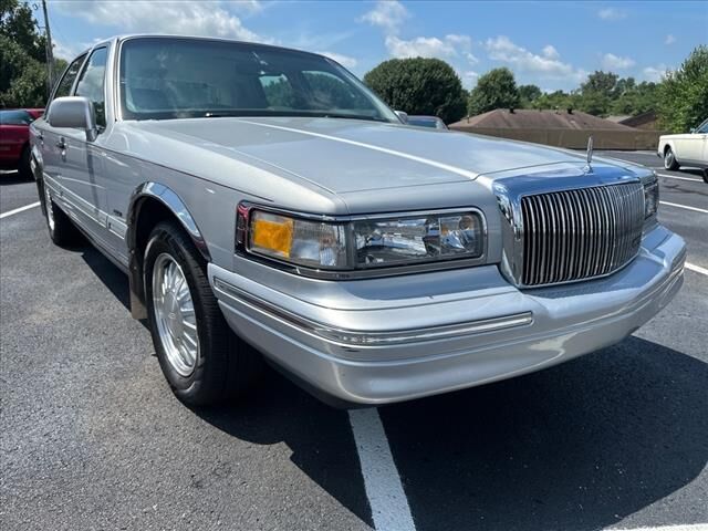 Lincoln Town Car