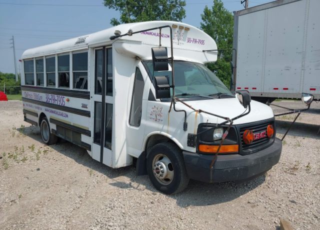 GMC Savana