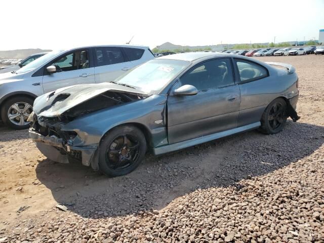 2005 PONTIAC GTO