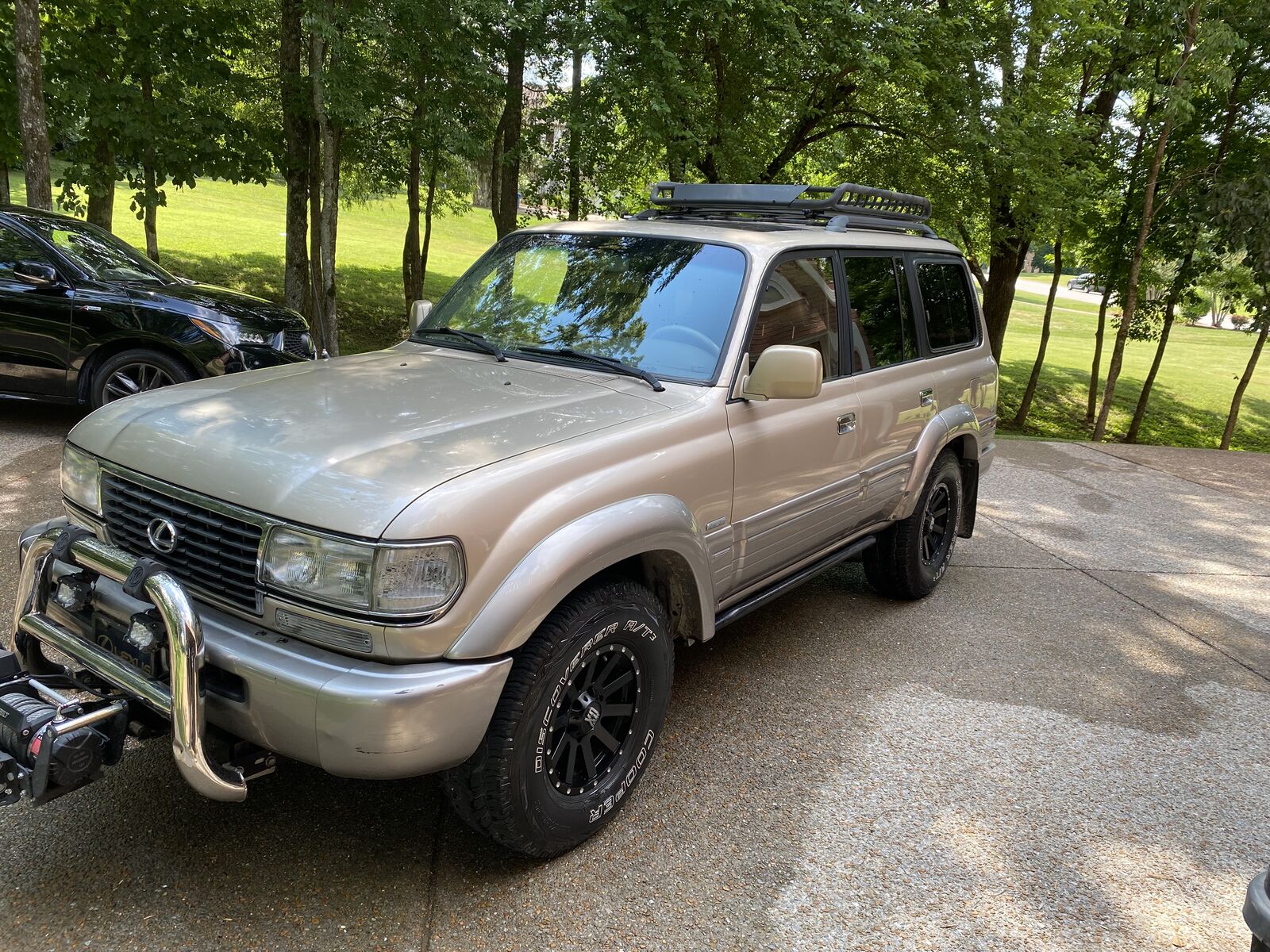 Lexus LX