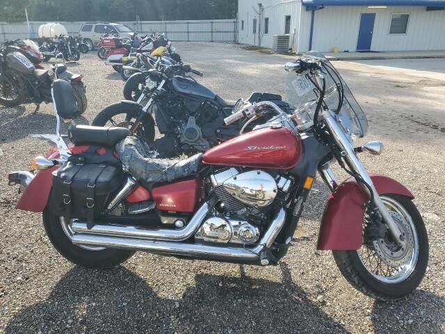 Honda VT750 (Shadow Aero)