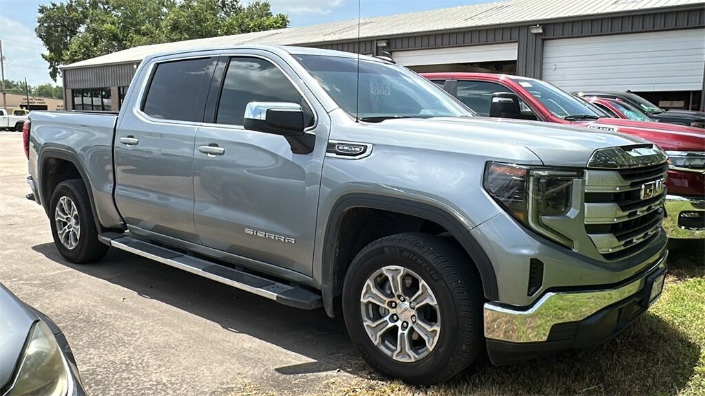 2024 GMC Sierra