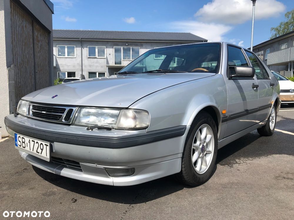 Saab 9000