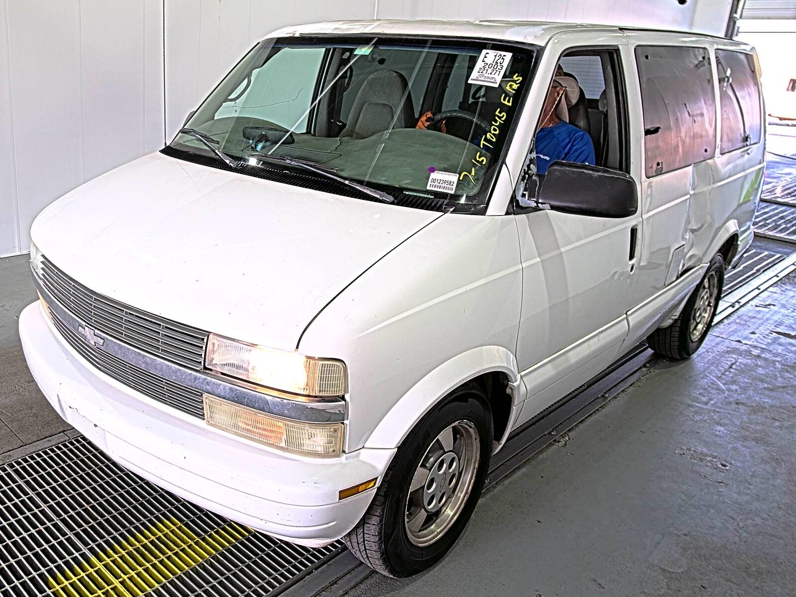 Chevrolet Astro Van
