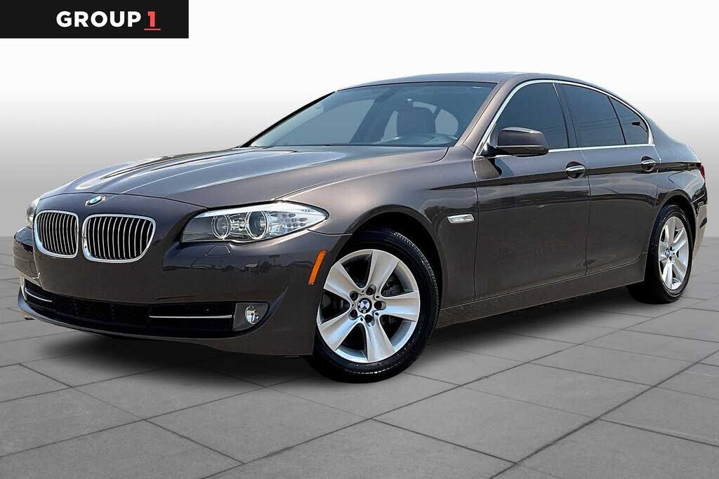 BMW 528i