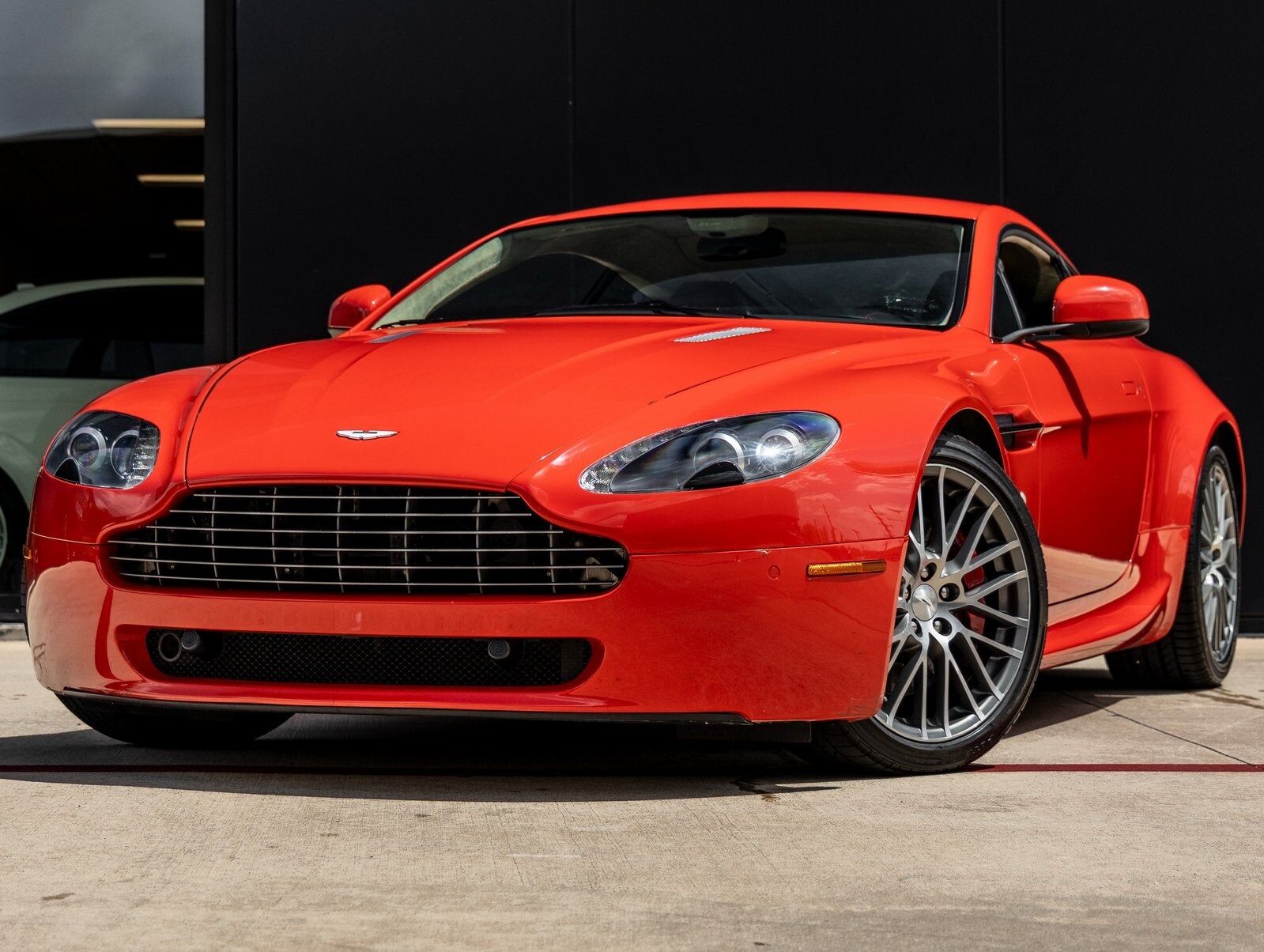 Aston Martin V8 Vantage