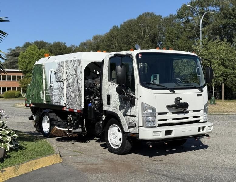 Isuzu NQR/NRR