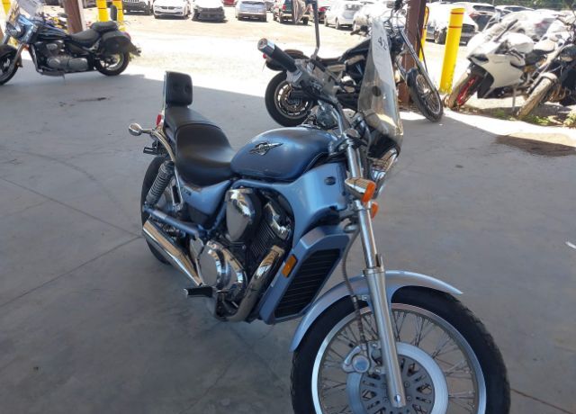 Suzuki VS800