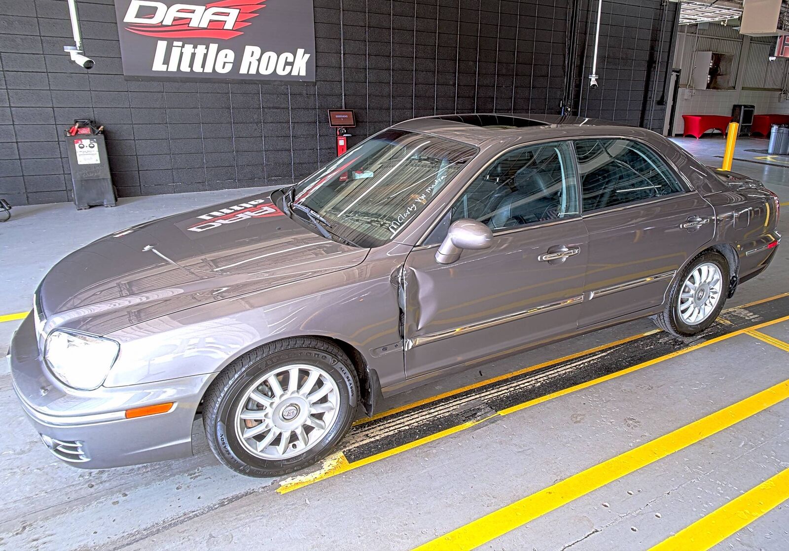 Hyundai XG350