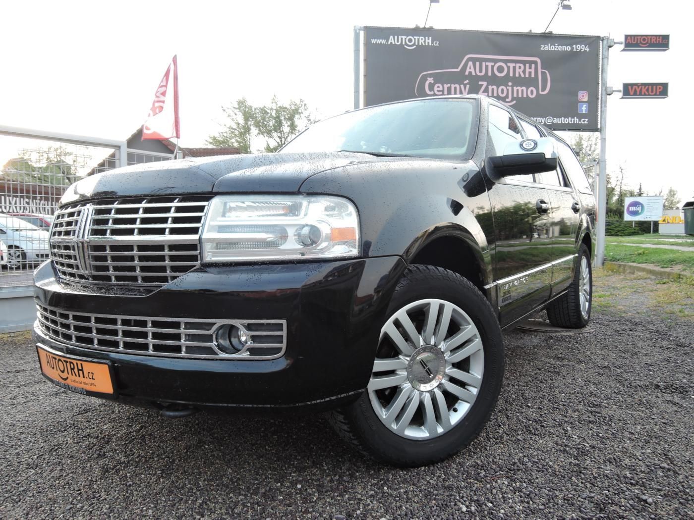 Lincoln Navigator