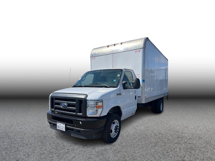 2023 FORD E-450