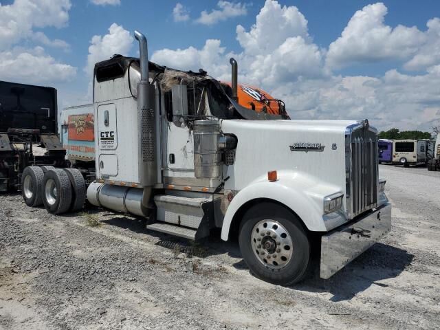 2003 KENWORTH W900