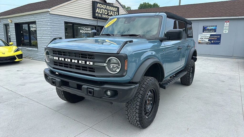 2022 FORD Bronco