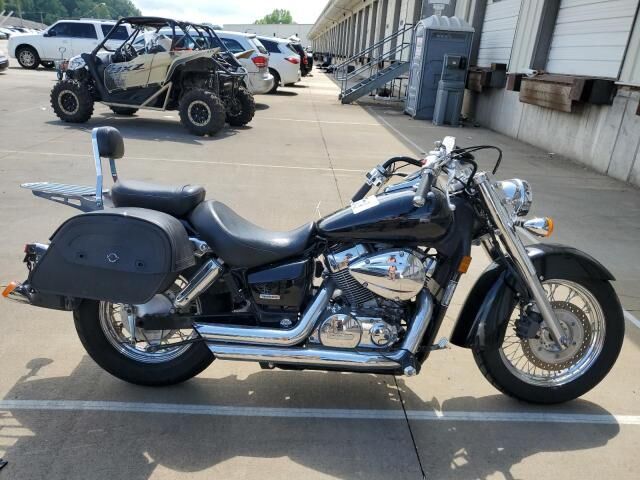 Honda VT750 (Shadow Aero)