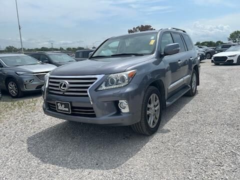 Lexus LX