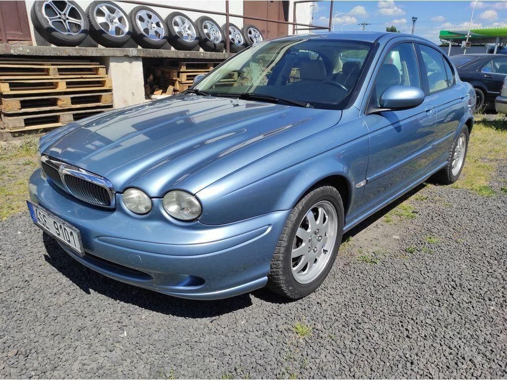 Jaguar X-Type