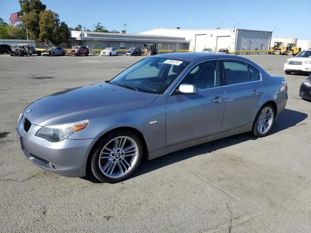 BMW 530i