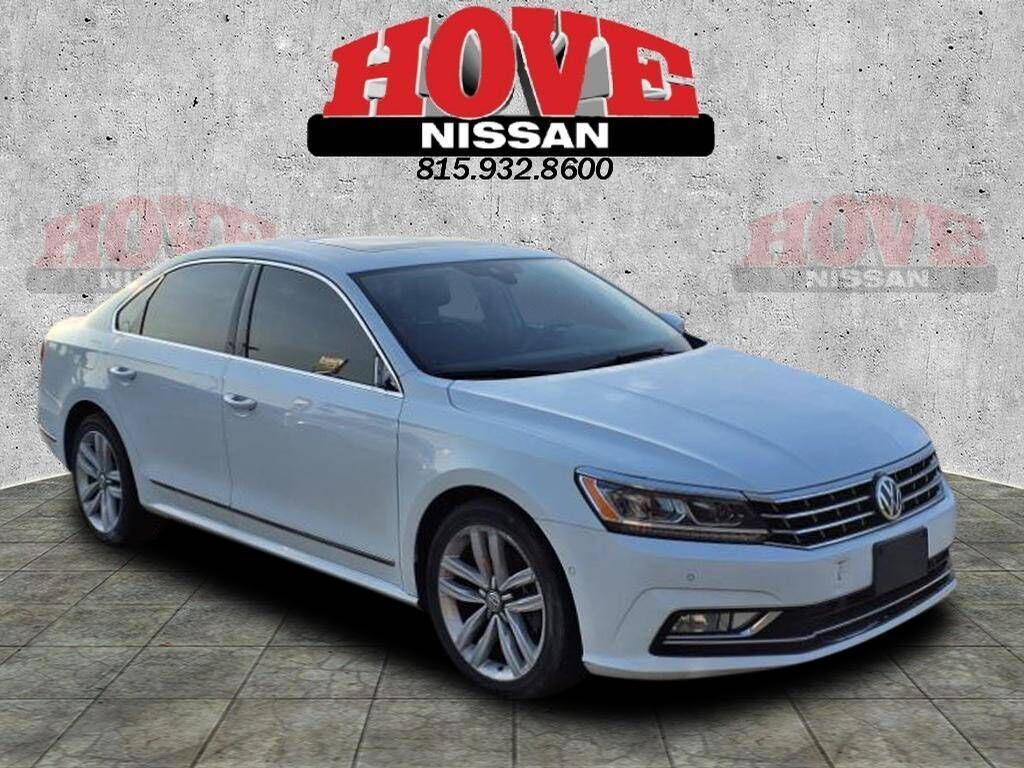 2017 VOLKSWAGEN Passat