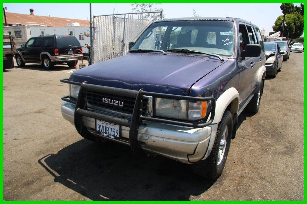 Isuzu Trooper