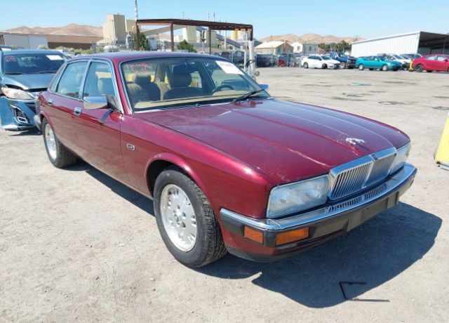 Jaguar XJ6