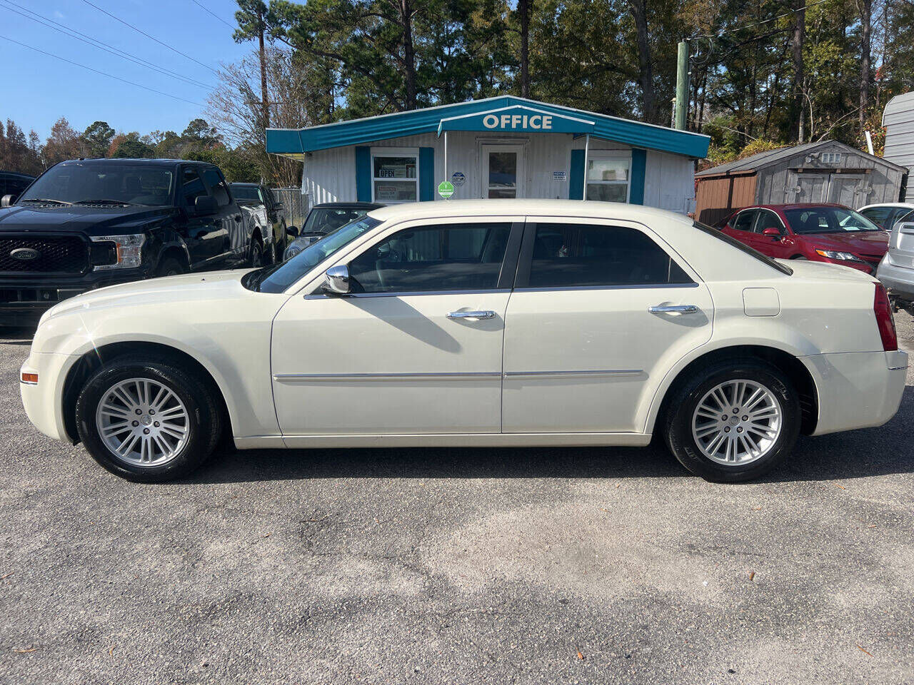 2010 CHRYSLER 300