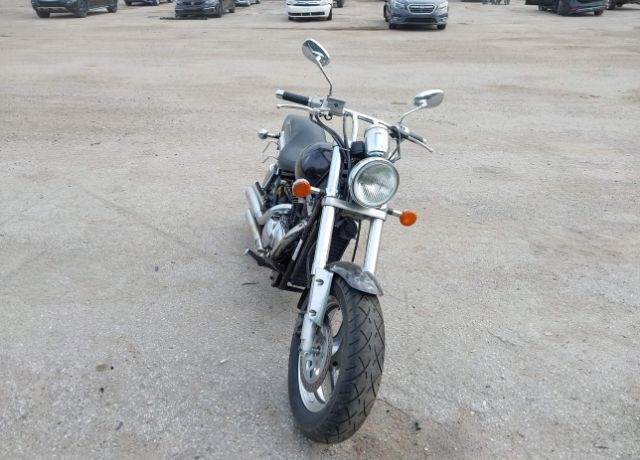 Suzuki VZ800K