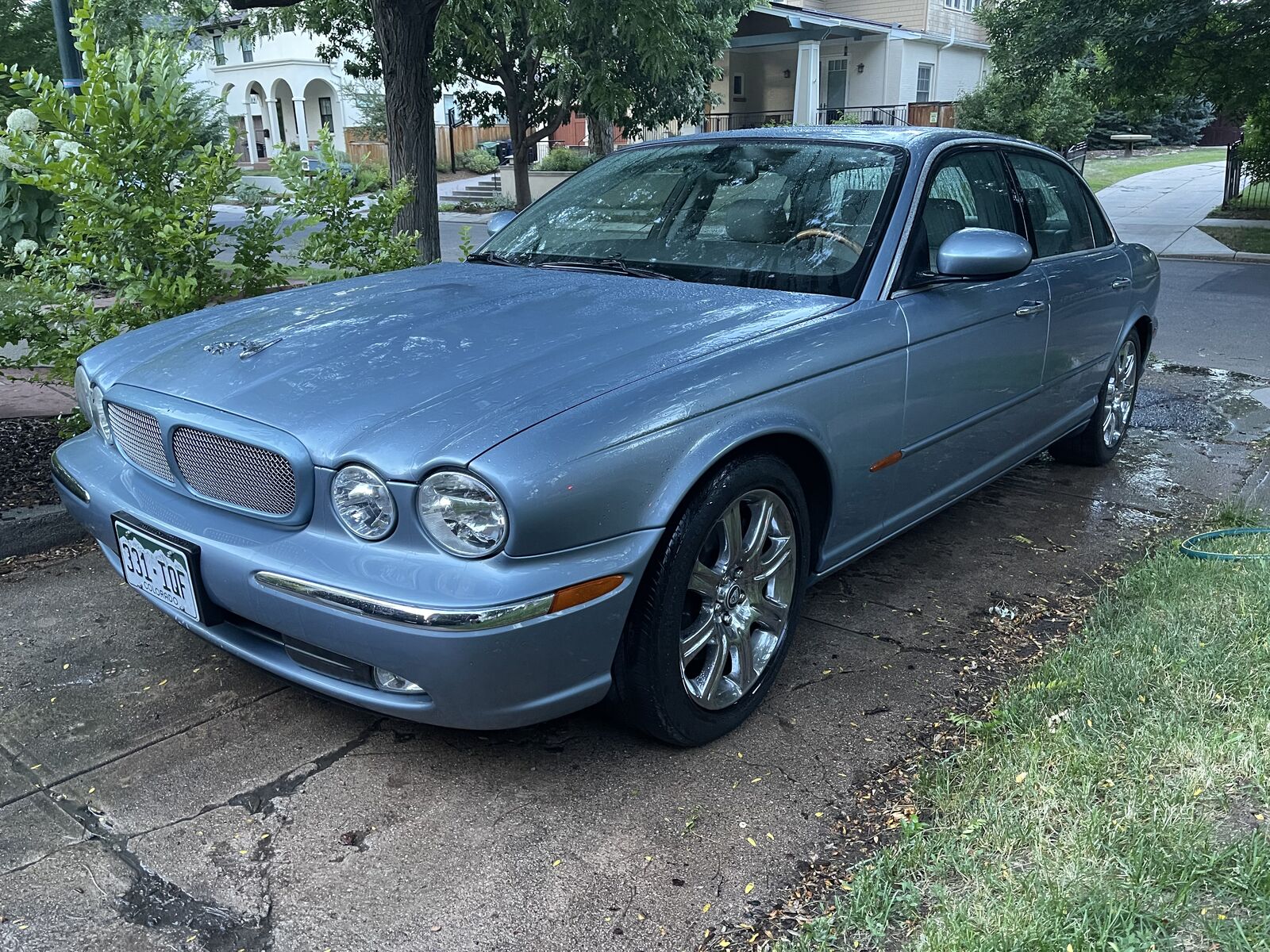 Jaguar XJ