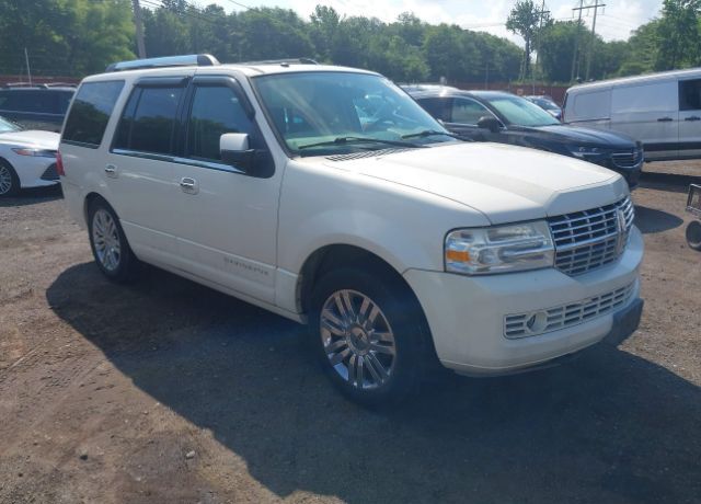 Lincoln Navigator