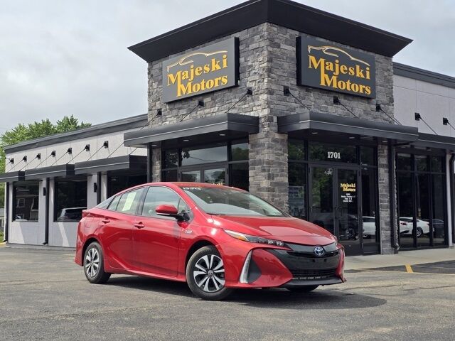 2019 TOYOTA Prius