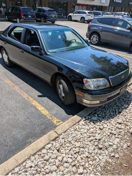 Lexus LS