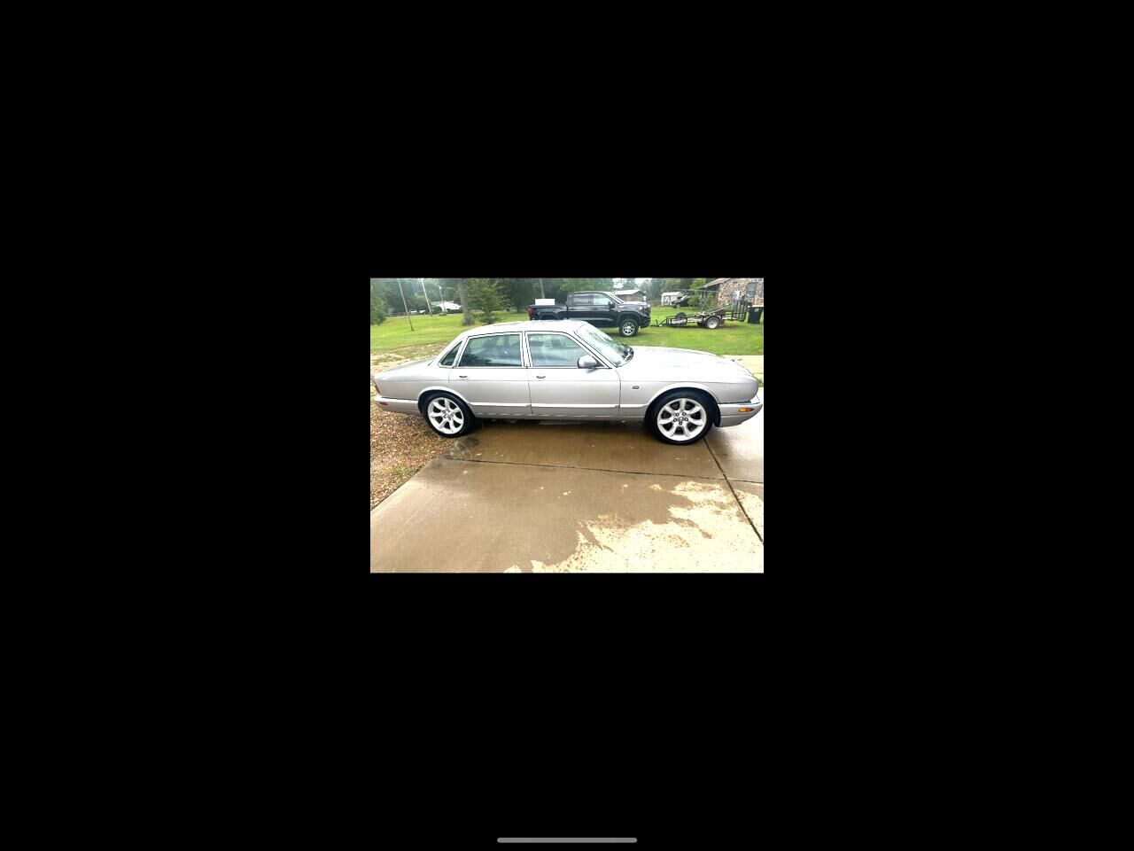 Jaguar XJR