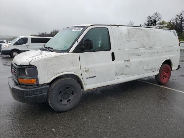 GMC Savana